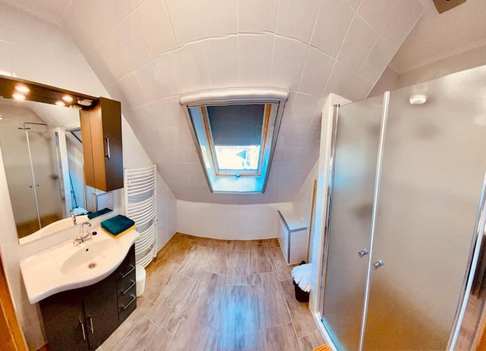 Lemon Premium Apartment Сегед Екстериор снимка