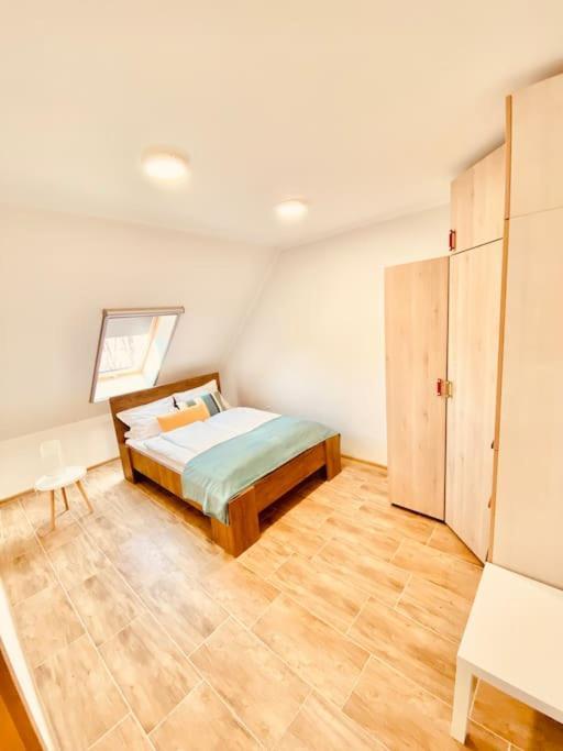 Lemon Premium Apartment Сегед Екстериор снимка